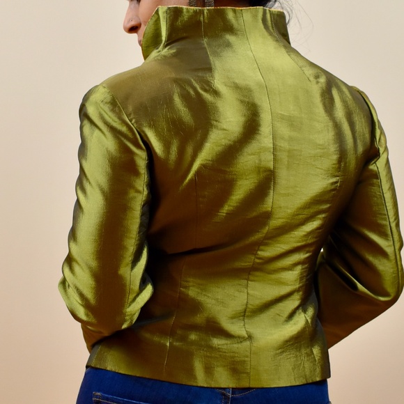 Stunning Ochi Jacket - Picture 6 of 6